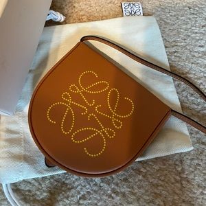 Loewe Snall Heel Pouch Bag